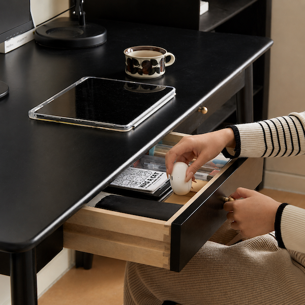 Charcoal Solid Rubber Wood Desk