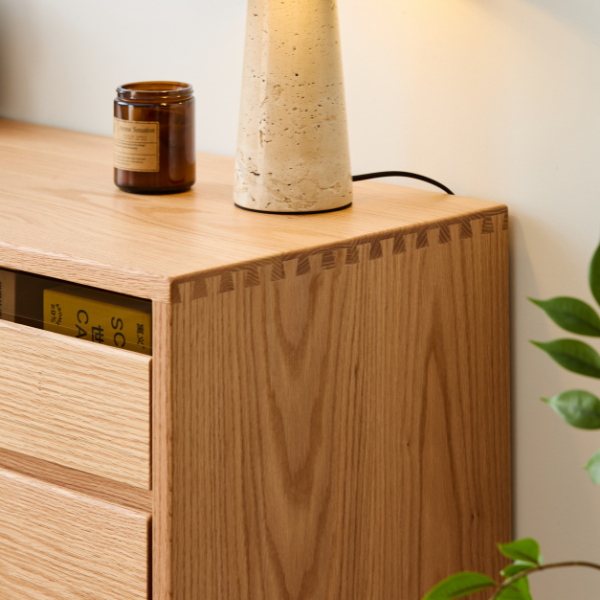 Siliqua Natural Solid Oak Chest of 8 Drawers