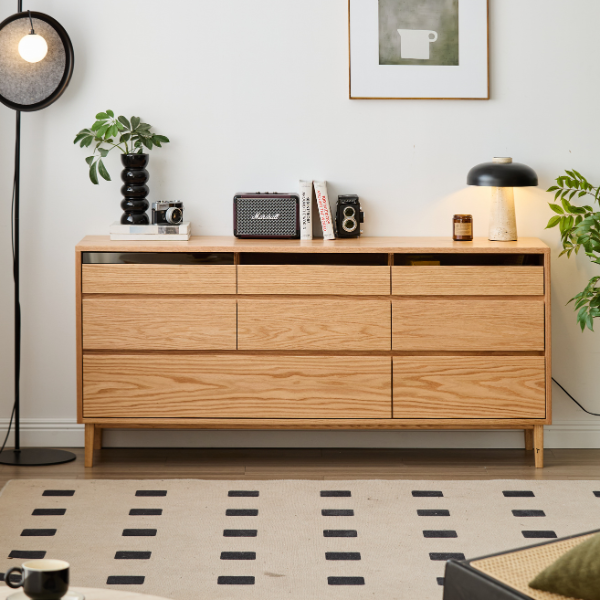 Siliqua Natural Solid Oak Chest of 8 Drawers