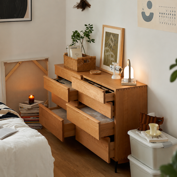 Wells Natural Solid Cherry Chest of 8 Drawers